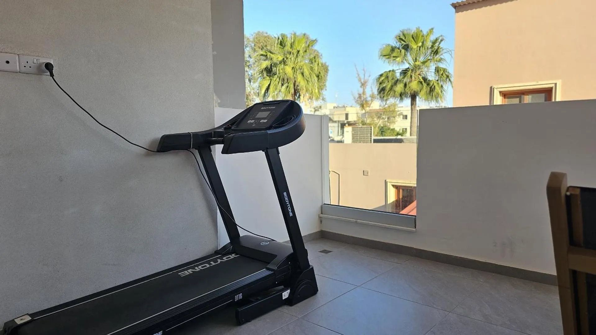 Stay Digital Den Apartment Larnaca