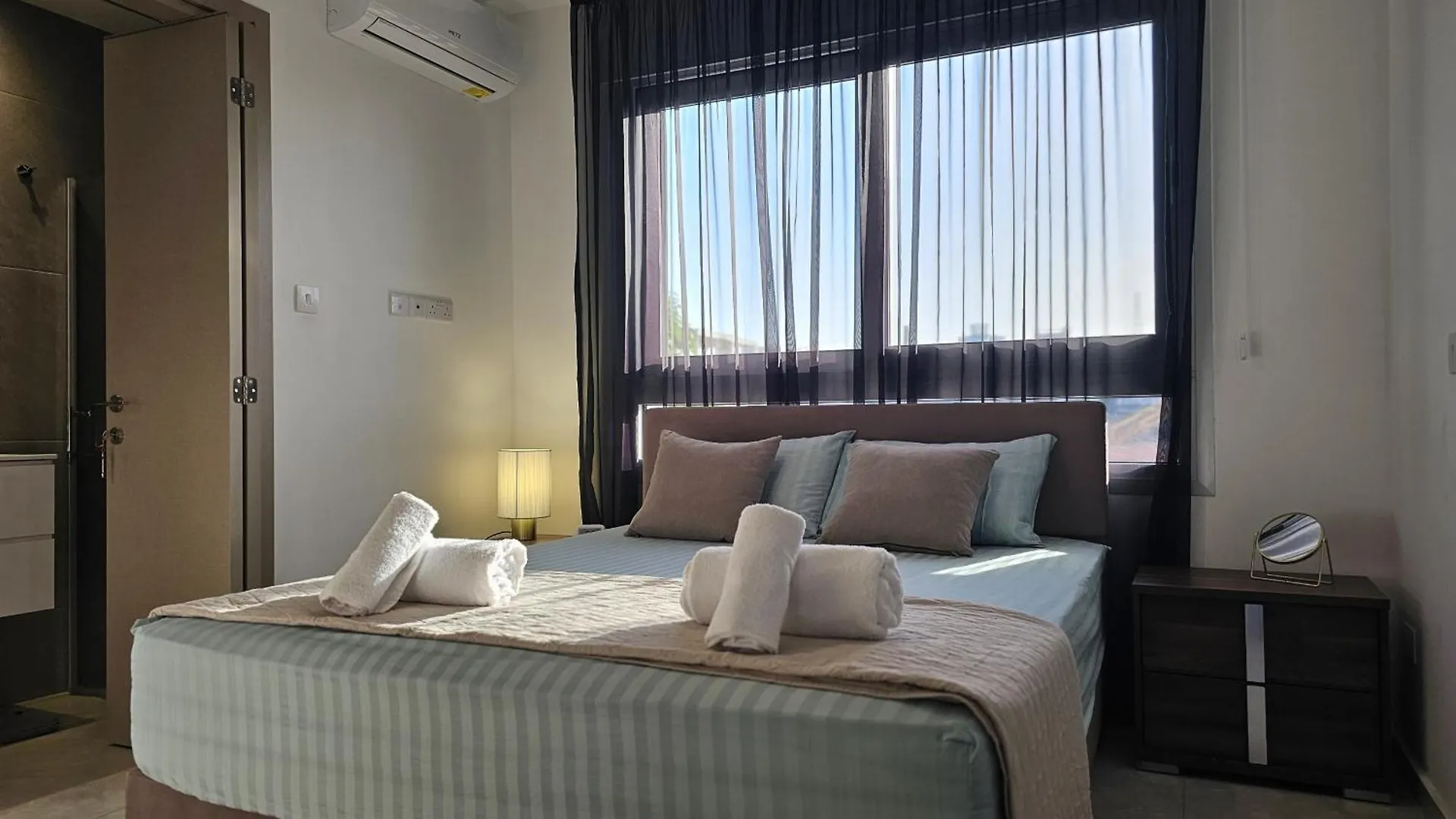 Stay Digital Den Apartment Larnaca
